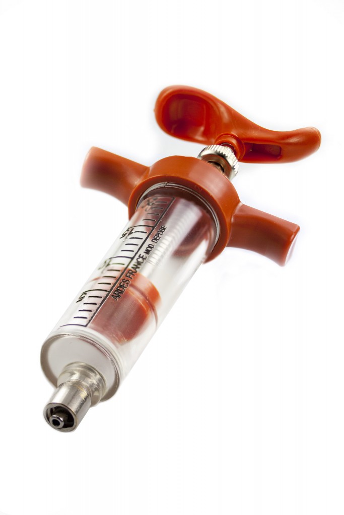 The 20ml adjustable reusable syringe - ARDES